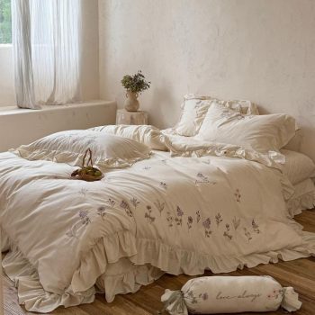 Botanical Ruffle Bedding Set